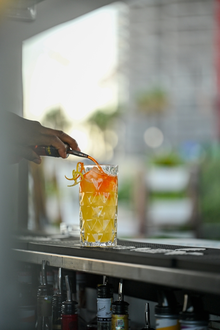 Broadside Cocktail 10