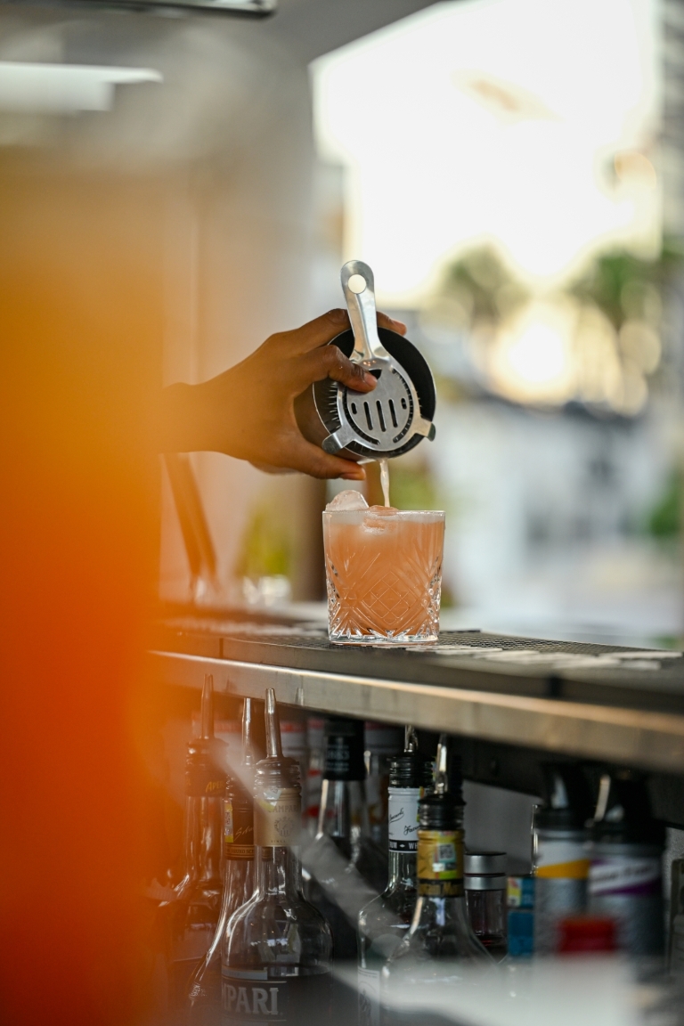 Broadside Cocktail 5